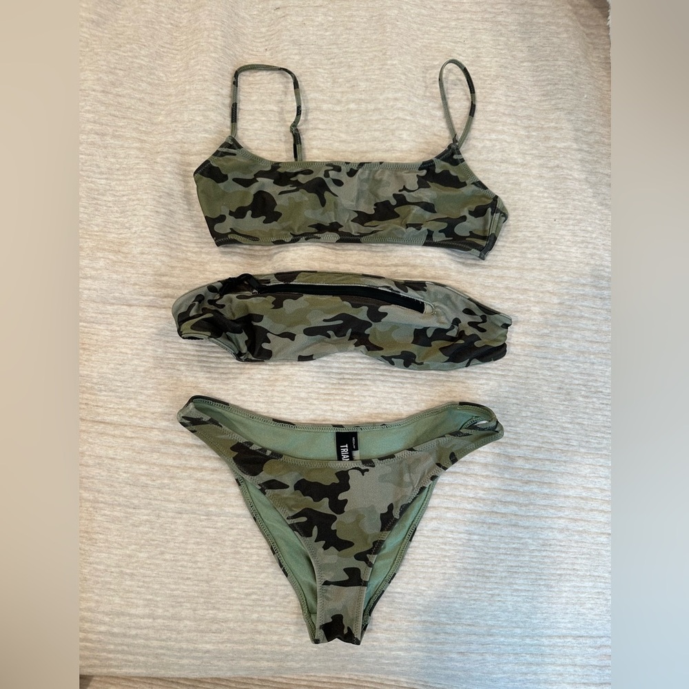 Triangl camo bikini
